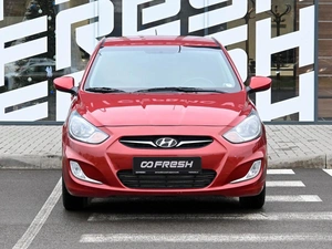 Седан Hyundai Solaris 2013 года, 949000 рублей, Волгоград