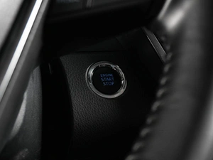 Седан Toyota Camry 2022 года, 3299000 рублей, Ростов-на-Дону