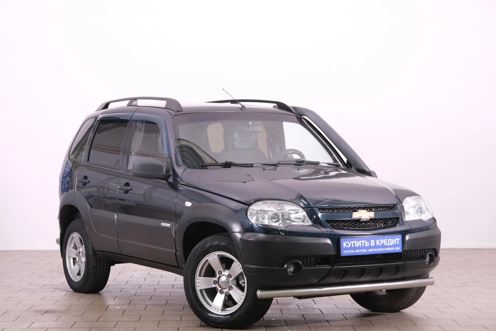 Внедорожник Chevrolet Niva 2015 года, 799000 рублей, Омск
