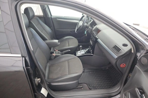 Седан Opel Astra 2008 года, 520000 рублей, Орёл