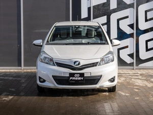 Хетчбэк Toyota Vitz 2011 года, 855000 рублей, Краснодар