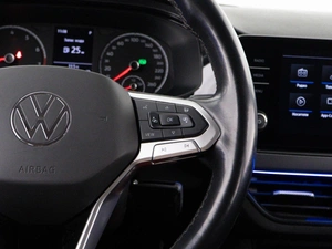 Лифтбек Volkswagen Polo 2020 года, 1819050 рублей, Москва