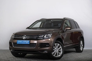 Внедорожник Volkswagen Touareg 2012 года, 2459000 рублей, Томск