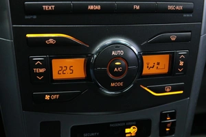 Седан Toyota Corolla 2012 года, 1168000 рублей, Солонцы