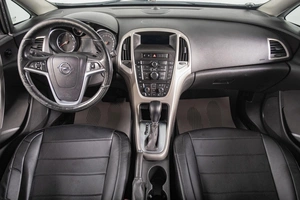 Хетчбэк Opel Astra 2011 года, 709000 рублей, Томск
