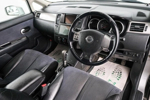 Седан Nissan Tiida 2004 года, 689000 рублей, Красноярск