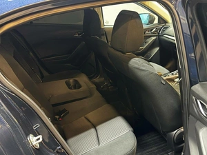 Хетчбэк Mazda Axela 2015 года, 1197000 рублей, Красноярск