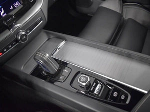 Внедорожник Volvo XC60 2020 года, 4724900 рублей, Казань