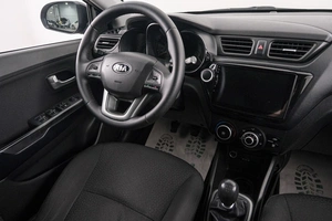 Седан Kia Rio 2014 года, 799000 рублей, Красноярск
