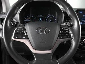 Седан Hyundai Solaris 2021 года, 1717000 рублей, Аксай