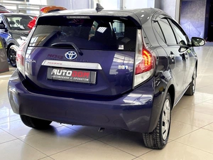 Хетчбэк Toyota Aqua 2015 года, 987000 рублей, Солонцы