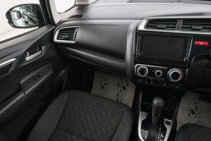 Хетчбэк Honda Fit 2016 года, 1029000 рублей, Красноярск