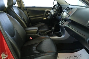 Внедорожник Toyota RAV4 2007 года, 1099000 рублей, Омск