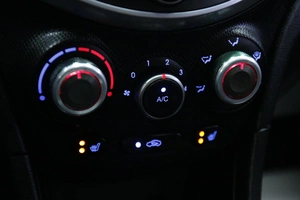 Хетчбэк Hyundai Solaris 2014 года, 978000 рублей, Солонцы