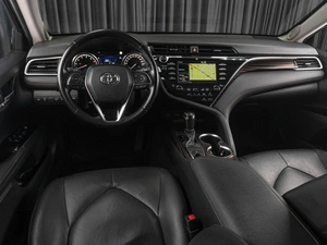 Седан Toyota Camry 2019 года, 2699000 рублей, Тюмень