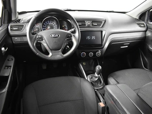 Седан Kia Rio 2017 года, 749100 рублей, Казань
