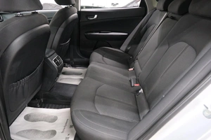 Седан Kia Optima 2018 года, 1679000 рублей, Омск