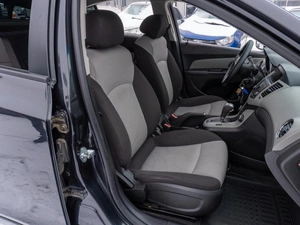 Седан Chevrolet Cruze 2012 года, 799000 рублей, Саратов