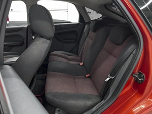 Хетчбэк Ford Focus 2006 года, 453000 рублей, Ростов-на-Дону