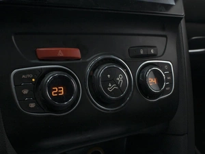 Хетчбэк Citroen DS 4 2014 года, 860000 рублей, Омск