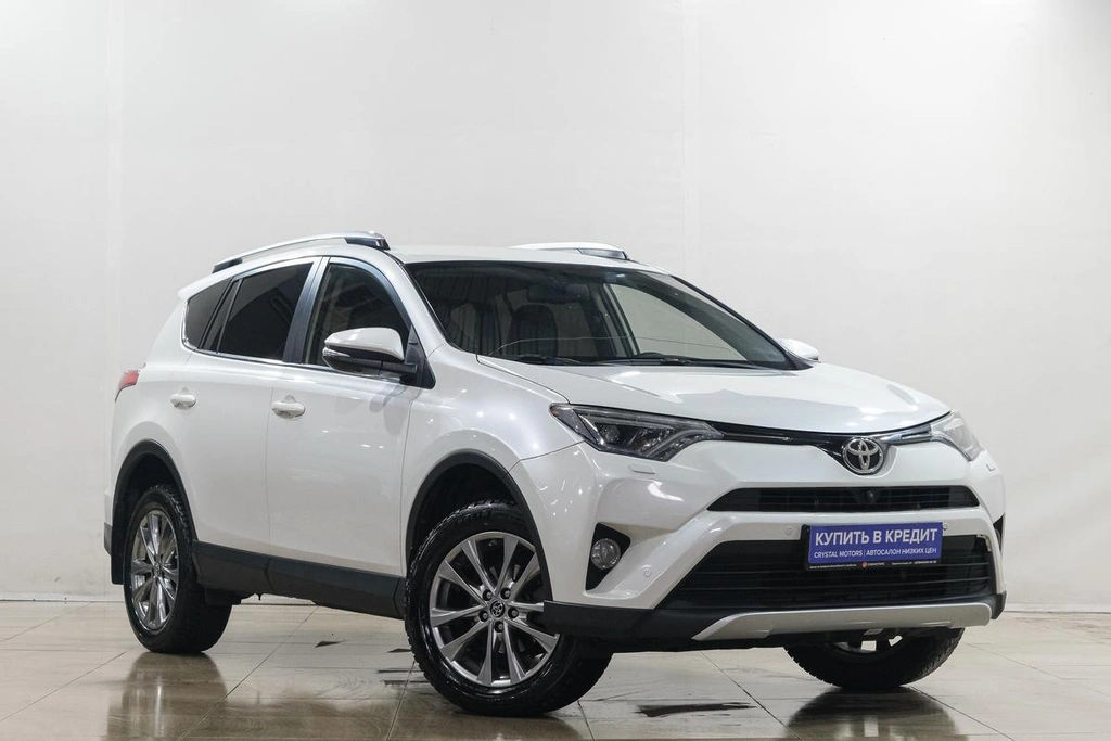 Внедорожник Toyota RAV4 2015 года, 2379000 рублей, Новокузнецк