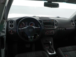 Внедорожник Volkswagen Tiguan 2015 года, 1449077 рублей, Москва