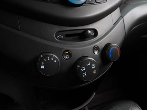 Хетчбэк Chevrolet Spark 2013 года, 574000 рублей, Воронеж