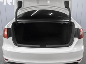 Седан Volkswagen Jetta 2013 года, 810000 рублей, Омск