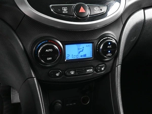 Седан Hyundai Solaris 2012 года, 939000 рублей, Аксай