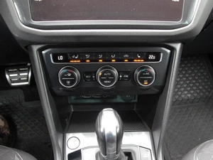 Внедорожник Volkswagen Tiguan 2018 года, 2379000 рублей, Владимир