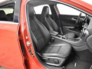 Хетчбэк Mercedes-benz A-класс 2013 года, 1406700 рублей, Казань