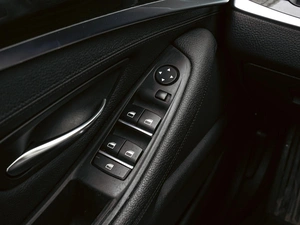 Седан BMW 5 серия 2012 года, 1890000 рублей, Краснодар