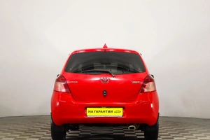 Хетчбэк Toyota Yaris 2008 года, 489000 рублей, Пермь
