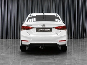 Седан Hyundai Solaris 2017 года, 1069000 рублей, Тюмень