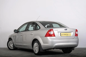 Седан Ford Focus 2011 года, 899000 рублей, Томск