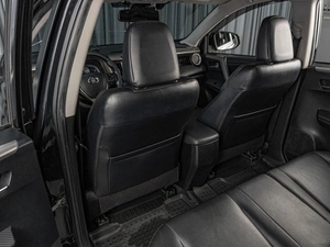 Внедорожник Toyota RAV4 2015 года, 2459000 рублей, Тюмень
