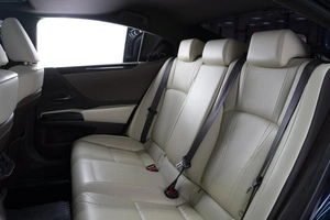 Седан Lexus ES 2019 года, 4030000 рублей, Омск