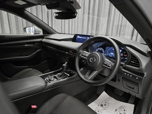 Хетчбэк Mazda 3 2021 года, 1669000 рублей, Красноярск