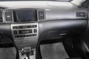 Универсал Toyota Corolla 2005 года, 669000 рублей, Кемерово