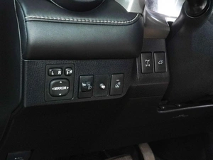 Внедорожник Toyota RAV4 2016 года, 2299000 рублей, Воронеж