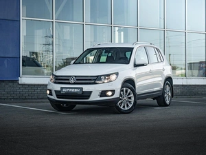 Внедорожник Volkswagen Tiguan 2012 года, 1599000 рублей, Нижний Новгород