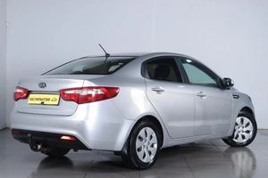 Седан Kia Rio 2011 года, 809000 рублей, Челябинск