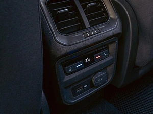 Внедорожник Volkswagen Tiguan 2018 года, 2550000 рублей, Краснодар