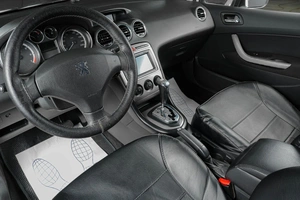 Хетчбэк Peugeot 308 2010 года, 579000 рублей, Тюмень