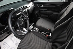 Седан Kia Rio 2019 года, 1199000 рублей, Сургут