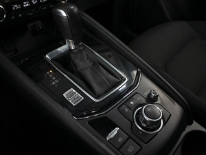 Внедорожник Mazda CX-5 2018 года, 2720000 рублей, Омск