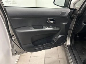 Минивэн Kia Carens 2011 года, 829000 рублей, Красноярск