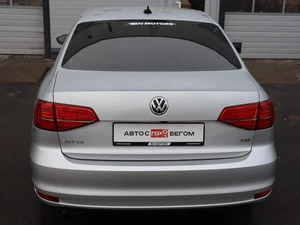 Седан Volkswagen Jetta 2018 года, 1400000 рублей, Железногорск