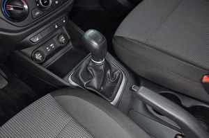 Седан Hyundai Solaris 2017 года, 1127000 рублей, Красноярск