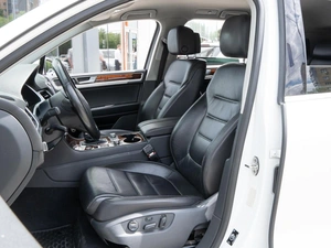 Внедорожник Volkswagen Touareg 2014 года, 2199000 рублей, Волгоград